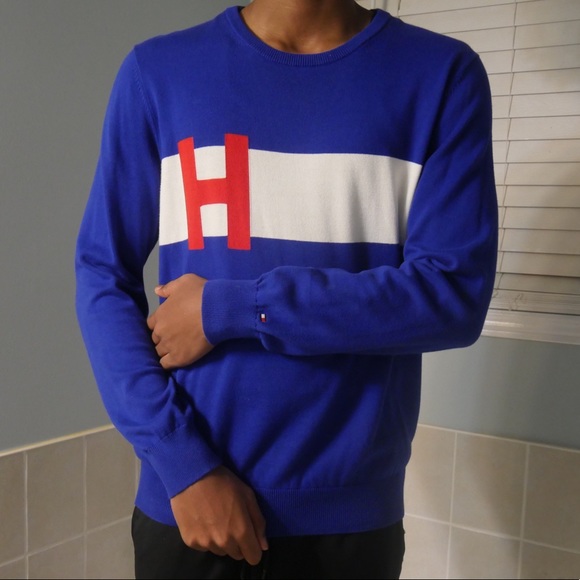 Rare ❗️Blue Knitted Tommy Hilfiger Crewneck Sweater with Red H - Picture 2 of 7